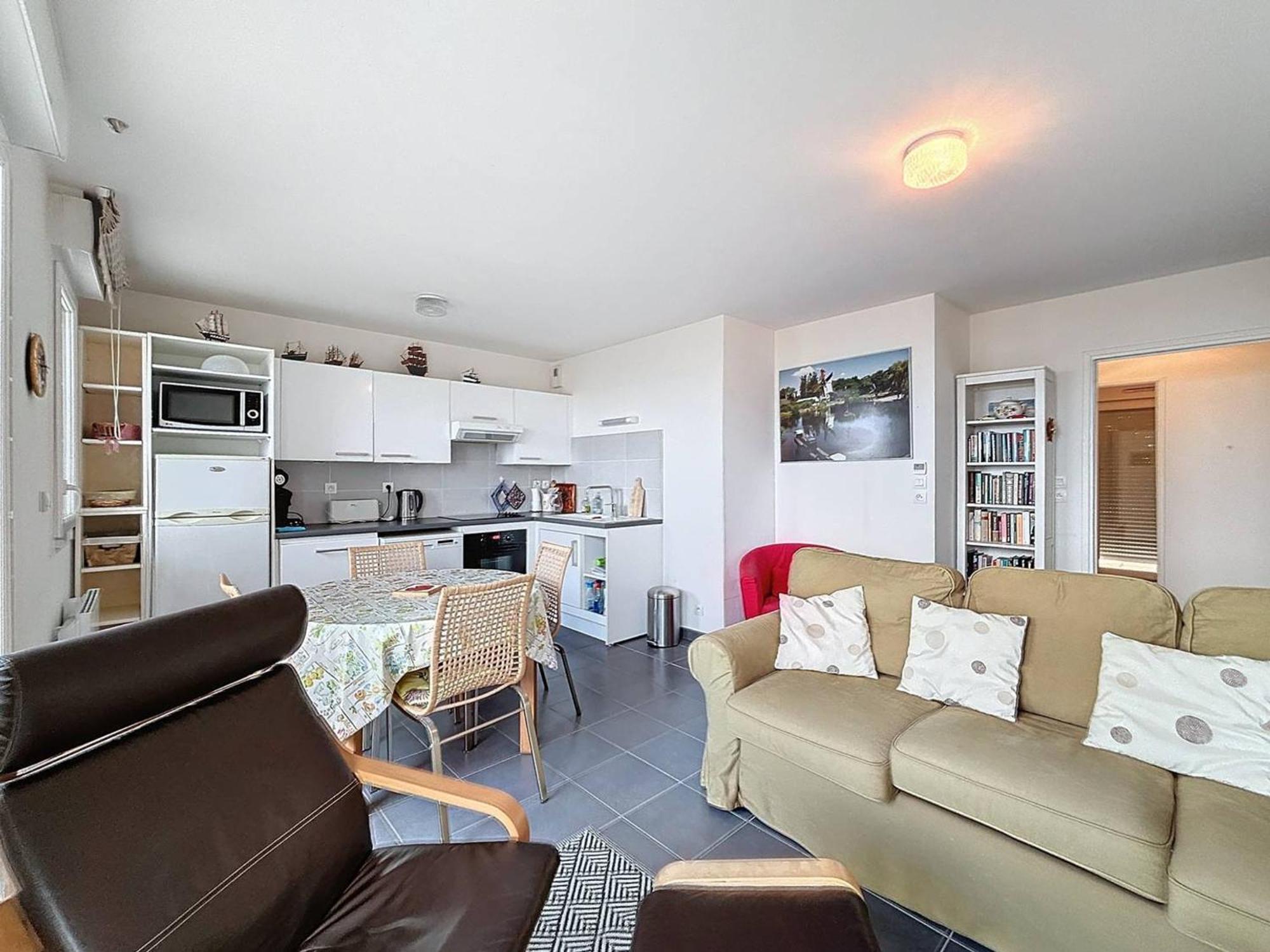 Appartement Rez-De-Jardin, Front De Mer, 4 Pers, Calme, Wifi Gratuit - Fr-1-465-46 Merville-Franceville-Plage Buitenkant foto