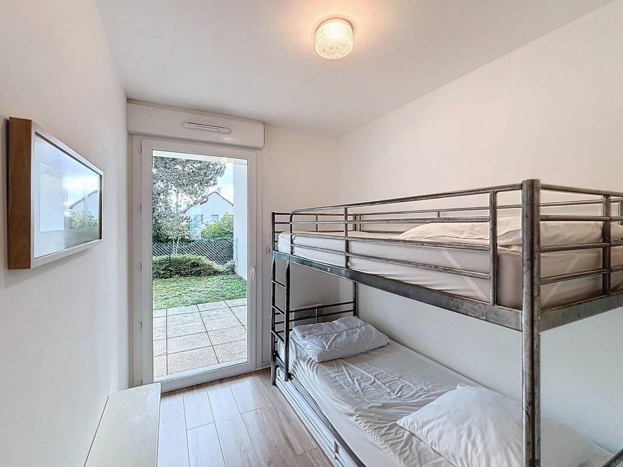 Appartement Rez-De-Jardin, Front De Mer, 4 Pers, Calme, Wifi Gratuit - Fr-1-465-46 Merville-Franceville-Plage Buitenkant foto